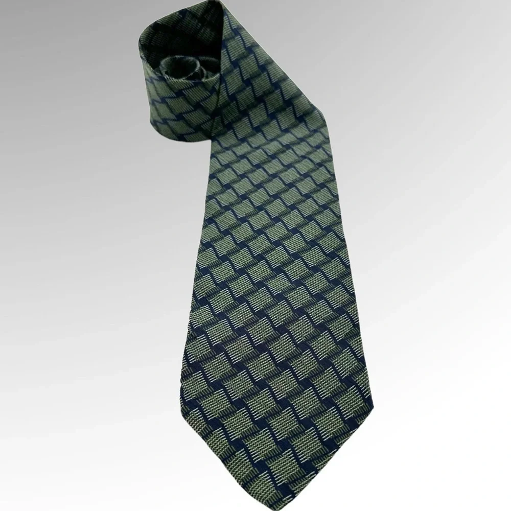 Giorgio Armani Cravatte Vintage 100% Pure Silk Necktie